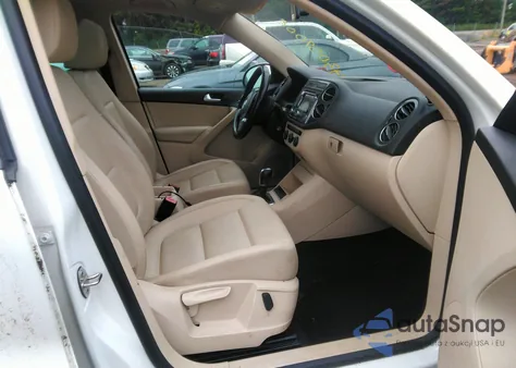 2013 Volkswagen Tiguan Se from USA, damaged, VIN WVGAV7AX9DW551052